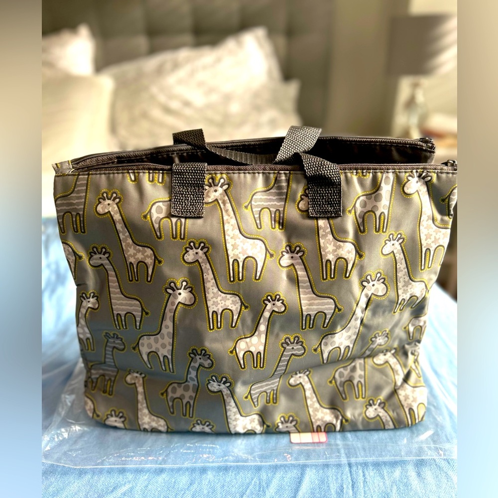 Thirty-one Super Swap-It Pocket GO GO Giraffe Bag